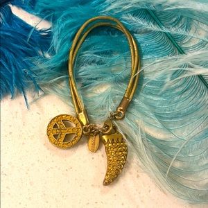 Rare Tommassini Vintage Horn Bracelet Peace Gold